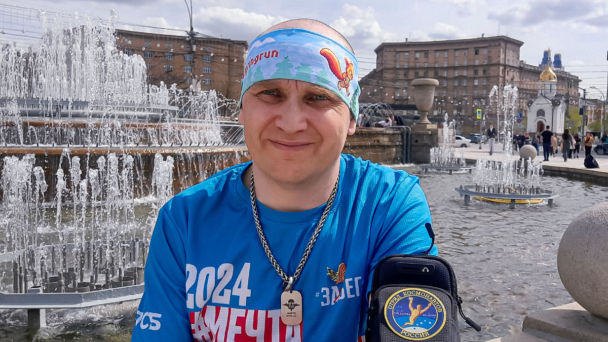Фонтан в Первомайском сквере, Часовна Николая Чудотворца на Красном Проспекте
