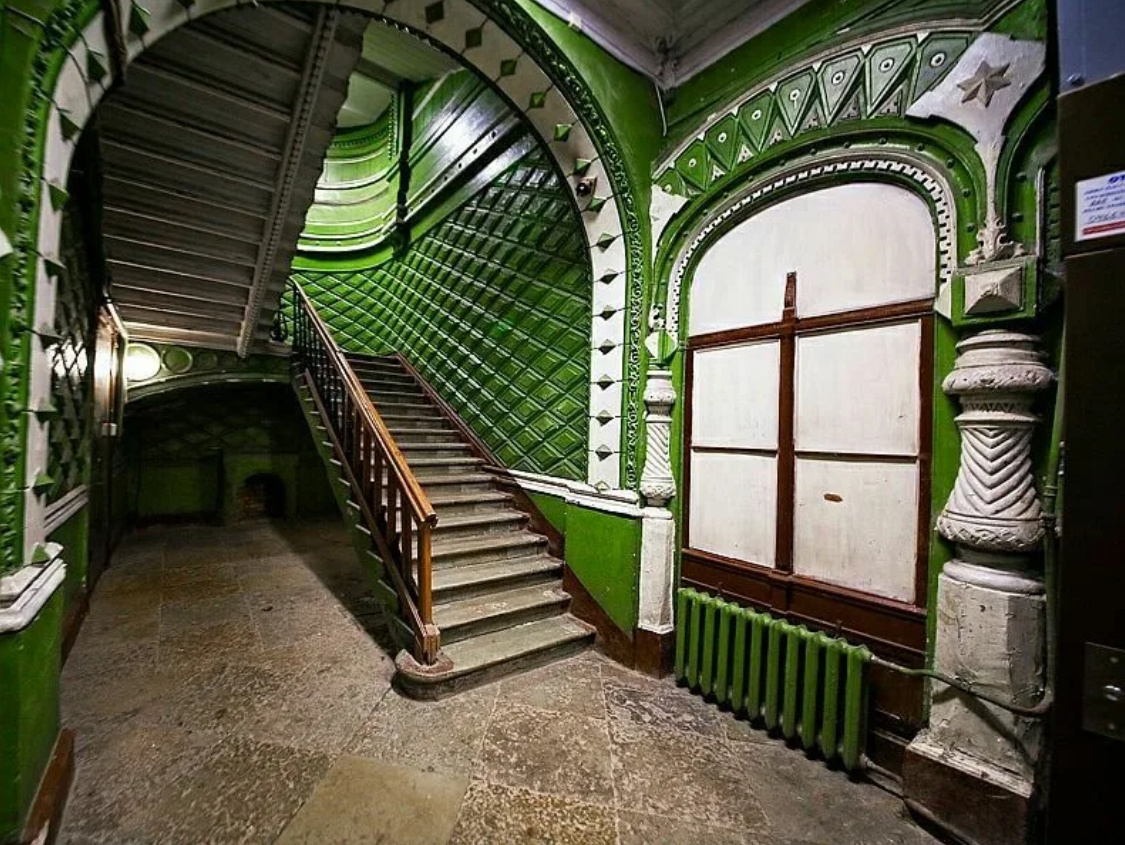 Парадная лестница Санкт-Петербург.