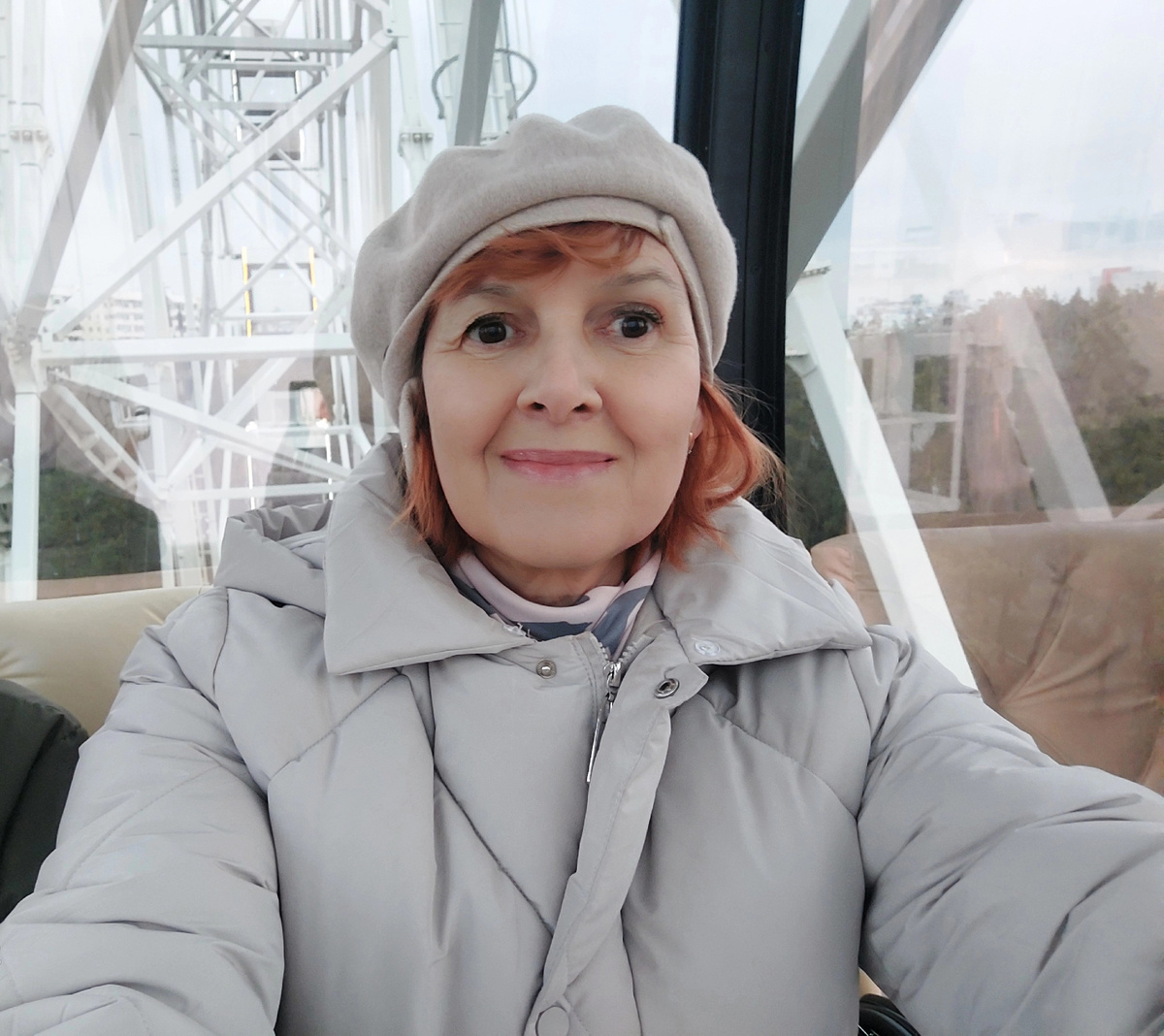 я преодолела свой страх и решила прокатиться на колесе обозрения...