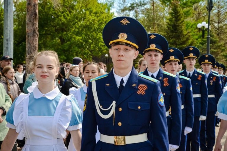    «Вальс Победы» в этом году станцуют около 40 тысяч оренбуржцев Оренбуржье