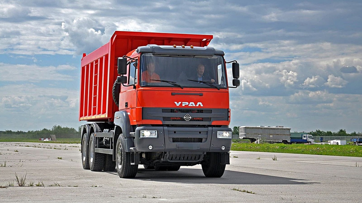 Обновленный Урал-С35510 скоро пойдет в серию: новый двигатель, улучшенная кабина и мощность на 60% выше