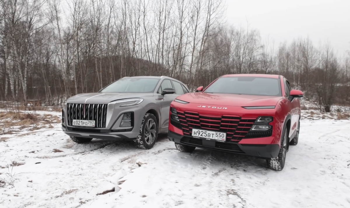 Два прямых конкурента - по характеристикам очень похожи. Что в деле?