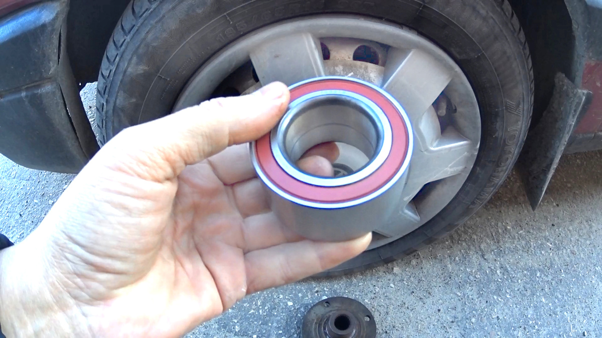 Ступичный подшипник