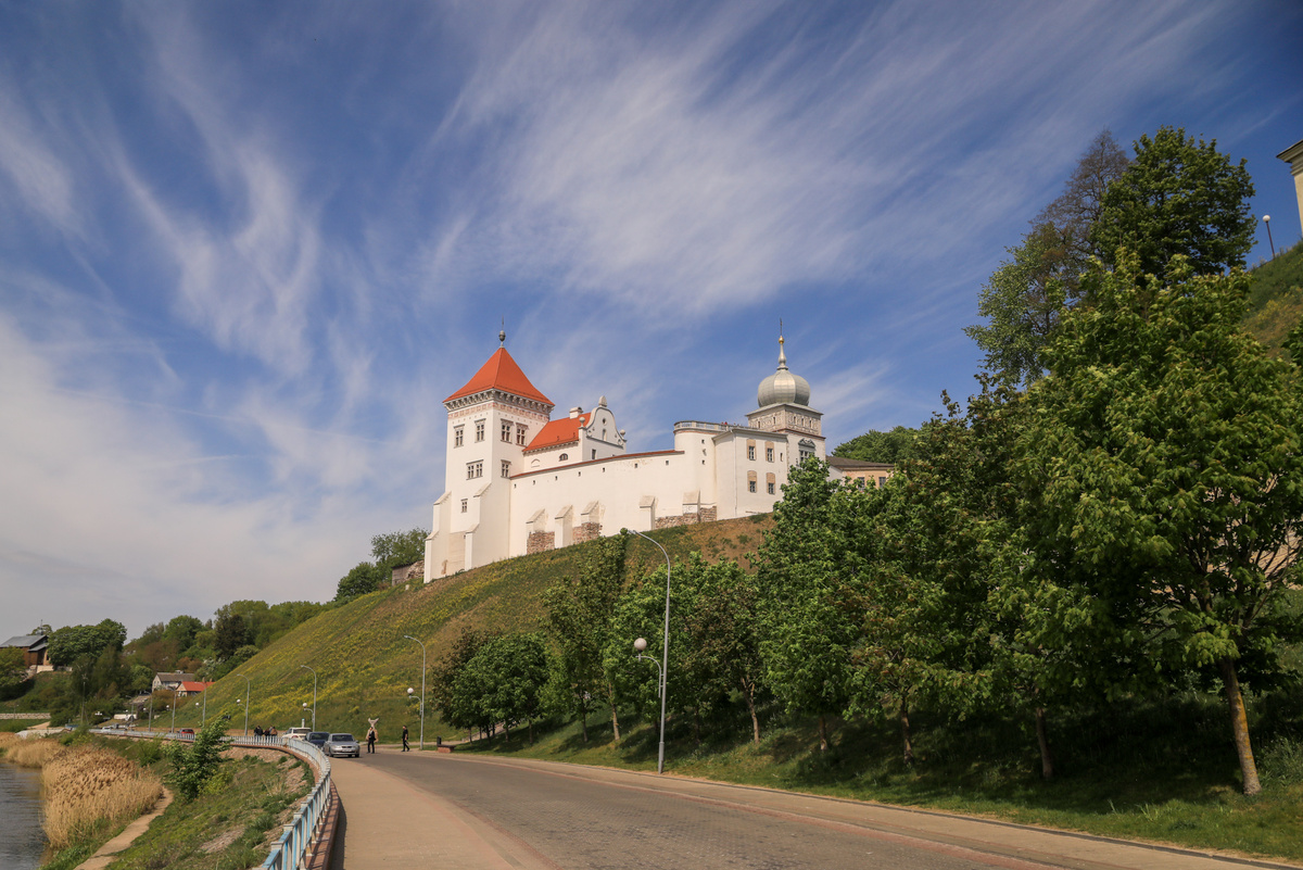 Старый замок. Вид с набережной Немана. Фото с моей камеры.