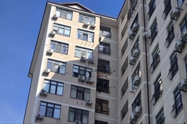    Сколько квартир повреждено в результате атаки БПЛА в Новороссийске?