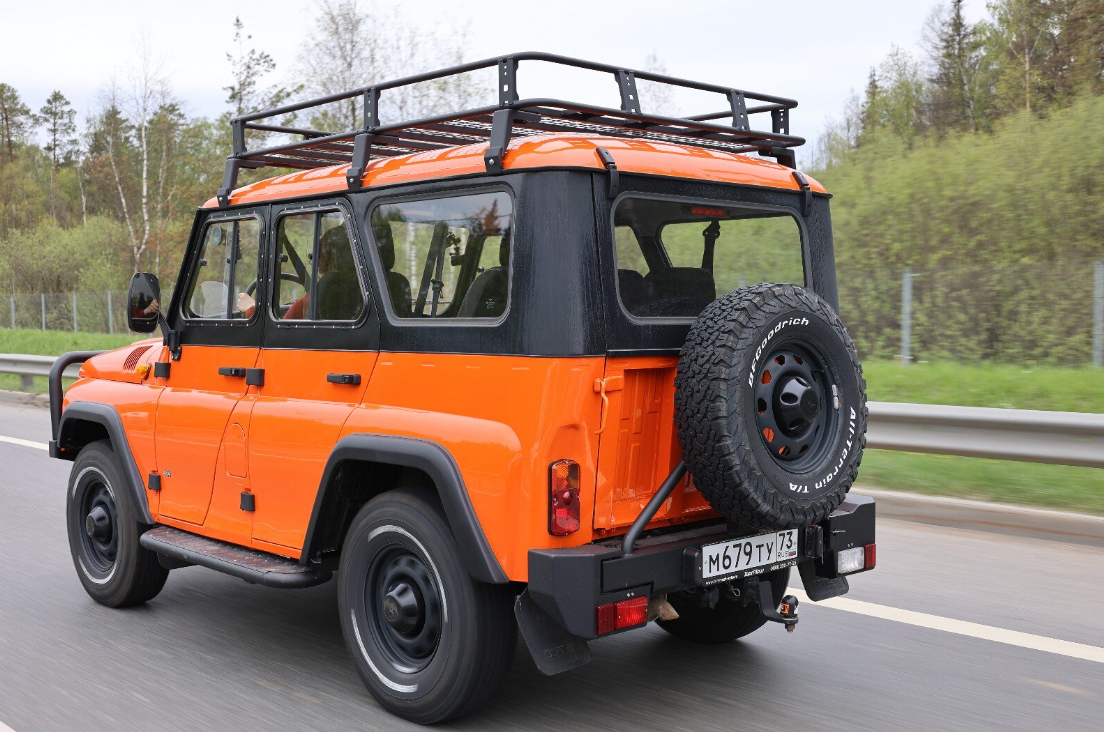 УАЗ Хантер: теперь дороже на 45 000 рублей.