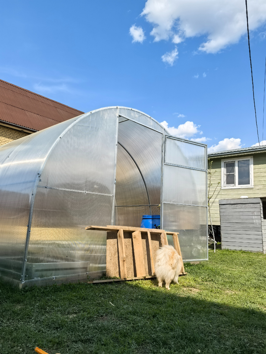 Тут видно, верхний лист должен идти внахлест