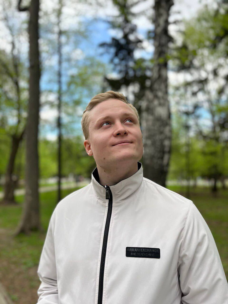 Это я - Данил!