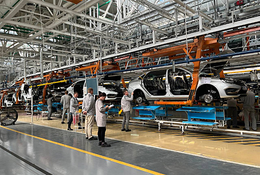 Фото заимствовано - https://auto.rambler.ru/news/53412325-lada-aura-sfotografirovali-na-konveyere-avtovaza/