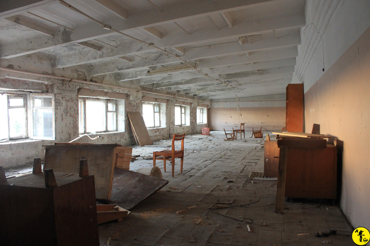 большое пустое помещние