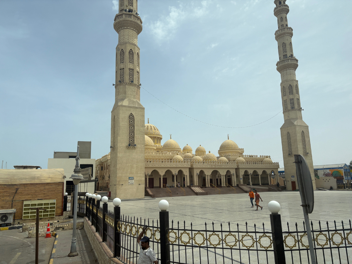 По дороге в отель…