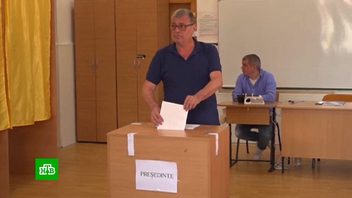    Попытка номер два: повторные выборы президента Румынии проходят без Джорджеску