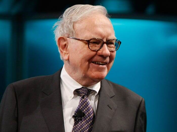 Уоррен Баффетт объявил о своем намерении уйти с поста генерального директора Berkshire Hathaway.
