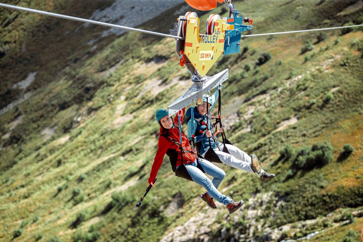 Фотографии на троллее получаются просто отличные. Официальный сайт курорта «Красная Поляна»/krasnayapolyanaresort.ru