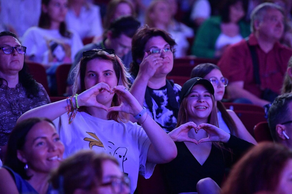    Четвертьфинальные игры КВН "Молодежь Москвы" пройдут в столице