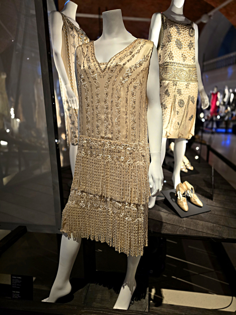 Из экспонатов выставки "Упакованные грезы"