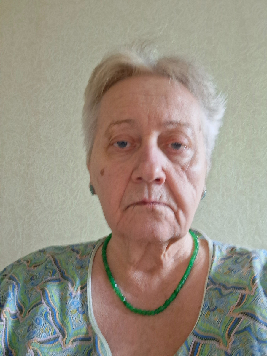 Фотография автора канала, сделана автором статьи - не пройдёт и месяца , а я постатерею на целый год и будет мне все 69 .