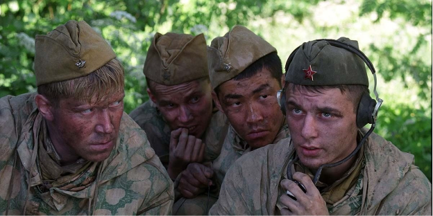 «Звезда» экранизация 2002г. Травкин, Мамочкин, Аниканов и Темдеков (в повести этого персонажа не было).