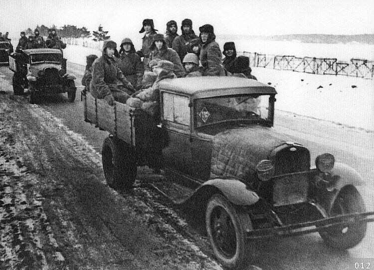 ГАЗ-АА на фронтовых дорогах