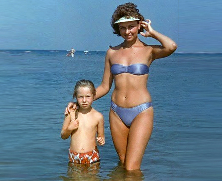 Мама с дочкой в Анапе 