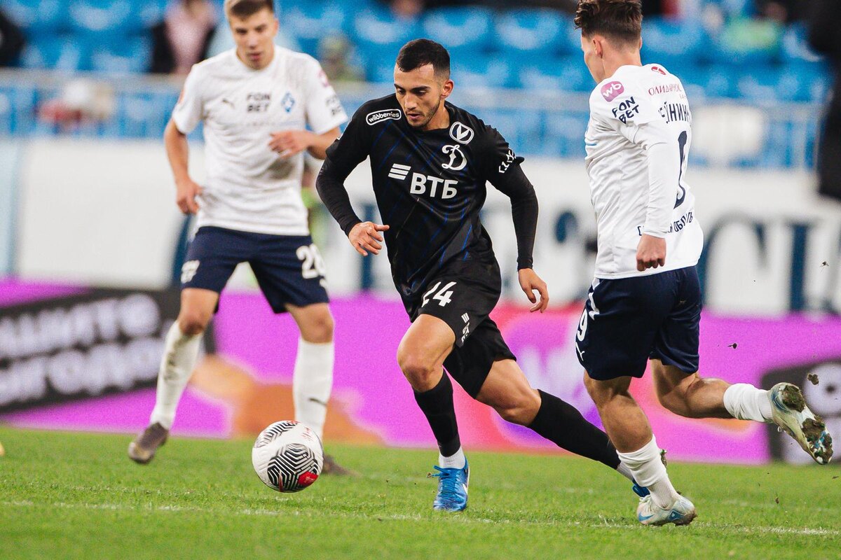 Луис Чавес и Иван Олейников