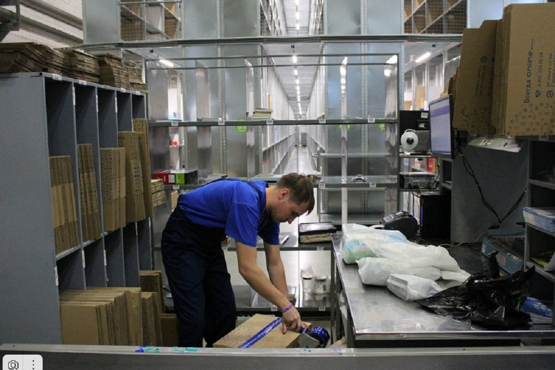 Тяжелая работа на складе