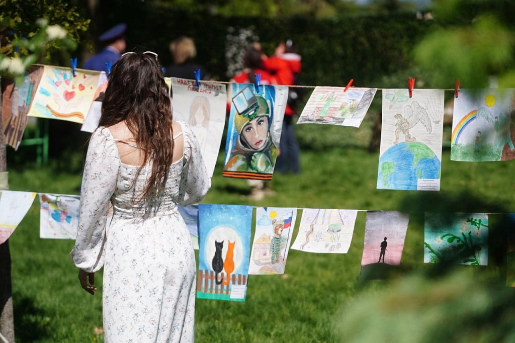 Листайте вправо, чтобы увидеть больше изображений