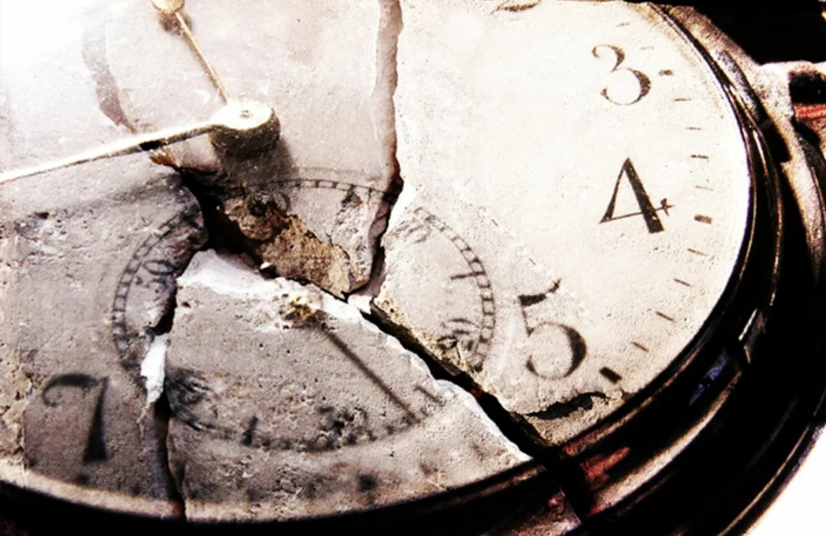 Иллюстративный материал заимствован из общедоступных ресурсов интернета, не содержащих указаний на авторов этих материалов и каких-либо ограничений для их заимствования