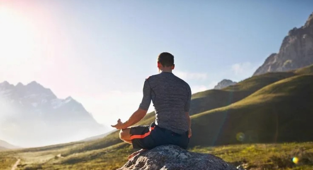 Иллюстративный материал заимствован из общедоступных ресурсов интернета, не содержащих указаний на авторов этих материалов и каких-либо ограничений для их заимствования