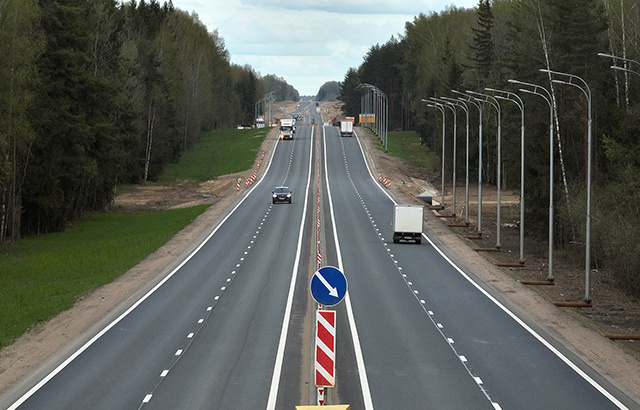 В Тверской области от Москвы до Ржевского мемориала на М-9 запустили 4 полосы