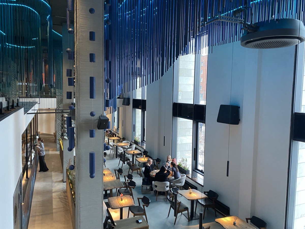 Вид на первый этаж