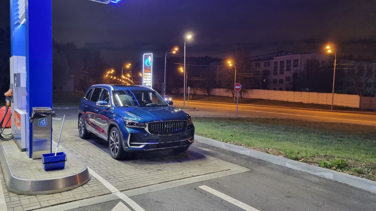 Geely Monjaro (Фото: drom.ru)