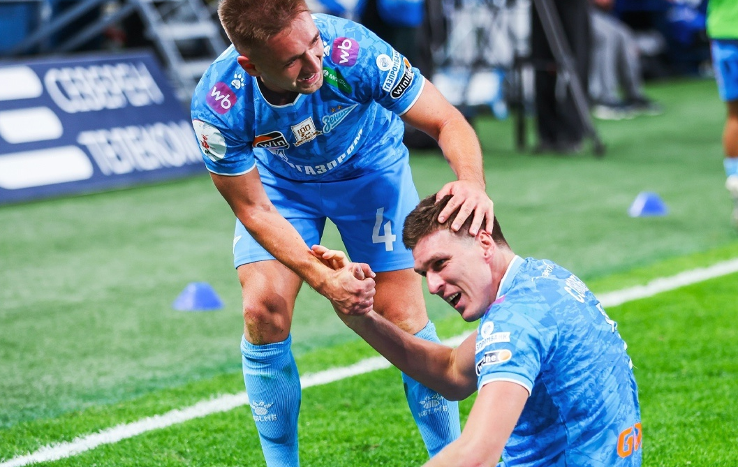 Александр Соболев оформил победный дубль в ворота нижегородцев. Фото: ФК "Зенит"