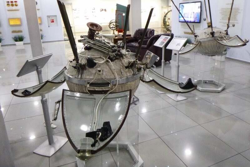 Прототип спутника опустившегося на Луну 