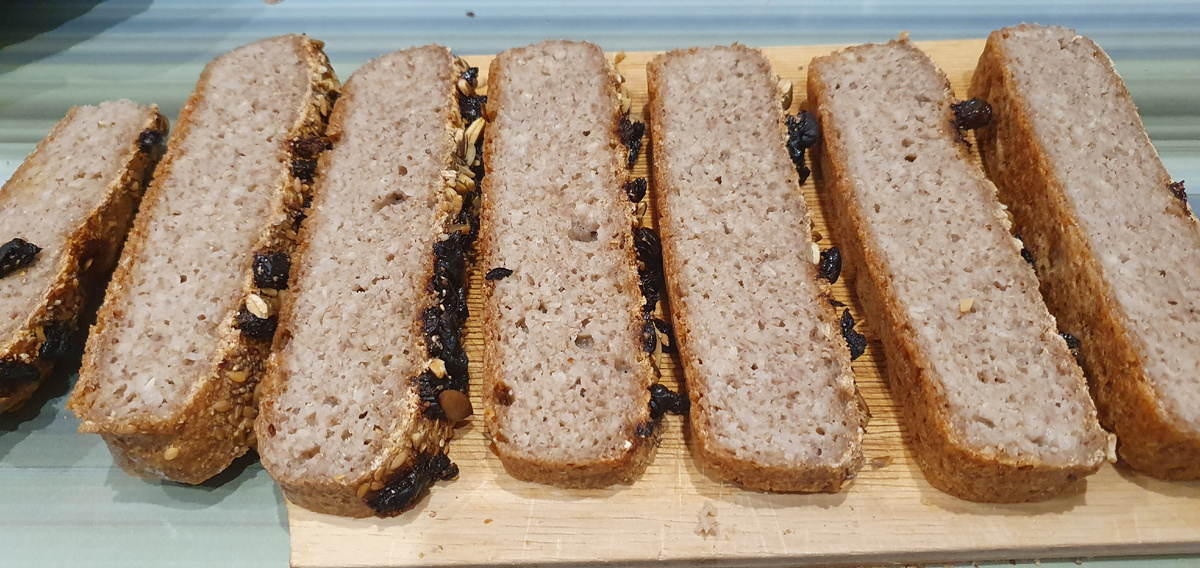 Ферментированный хлеб из зелёной гречки. Фото автора.