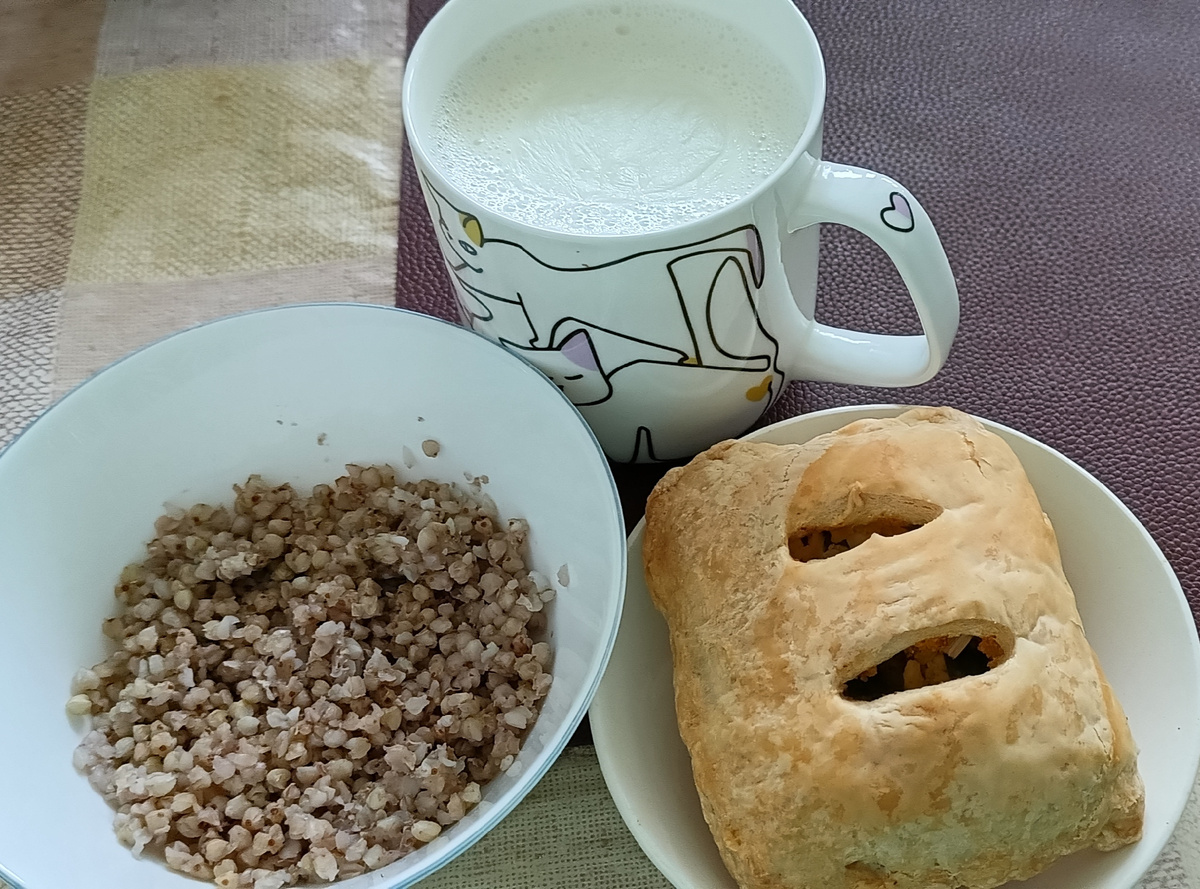 Вот такое для кого-то странное сочетание продуктов. Но мне нравится. 