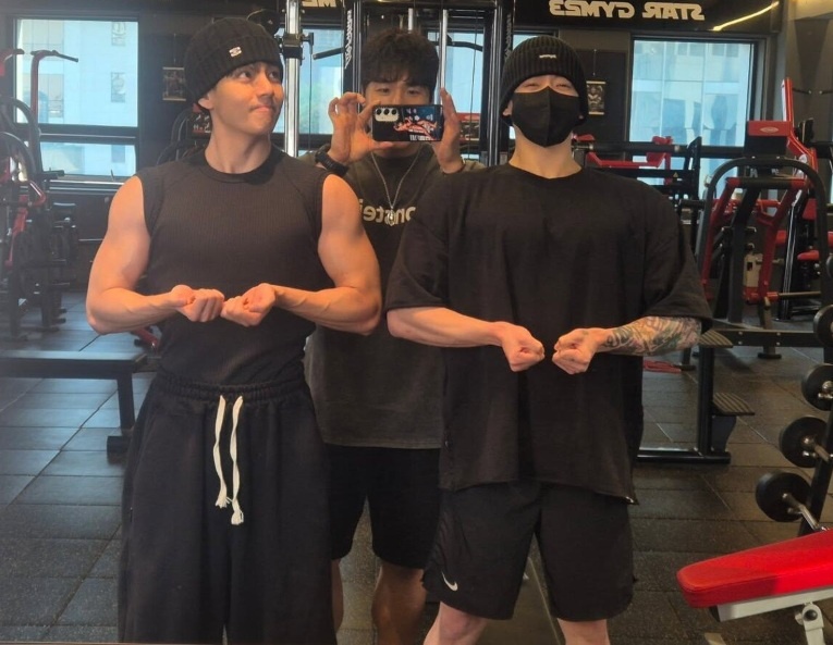 надо листать