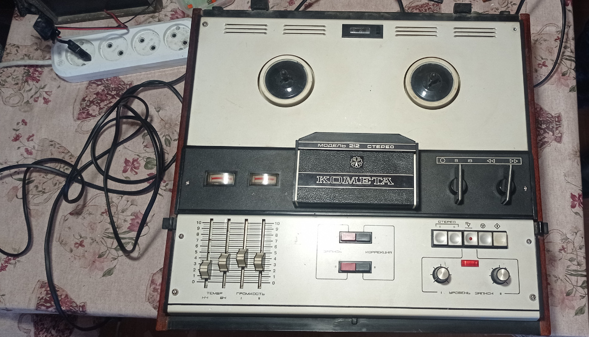 было две версии первая ставились катушки 375, 212м уже 525