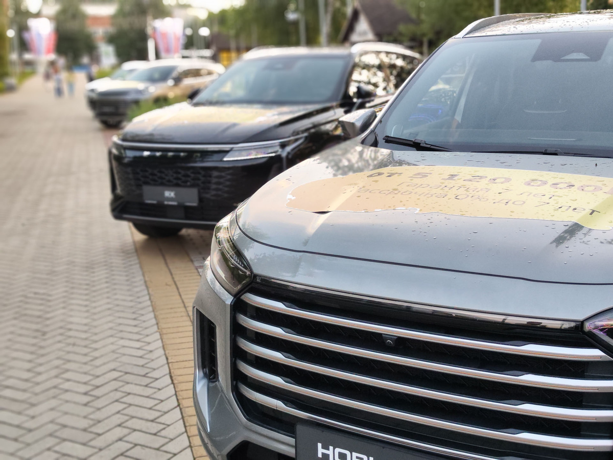 Китайские машины заполонили Приморье.  Фото: Фото: ФедералПресс / Ксения Кобалия