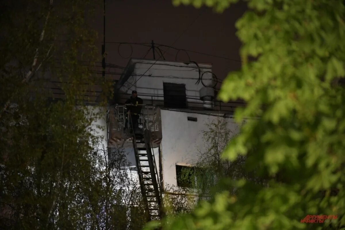    Очевидица пожара в Москве: одну из погибших придавило бетонной плитой