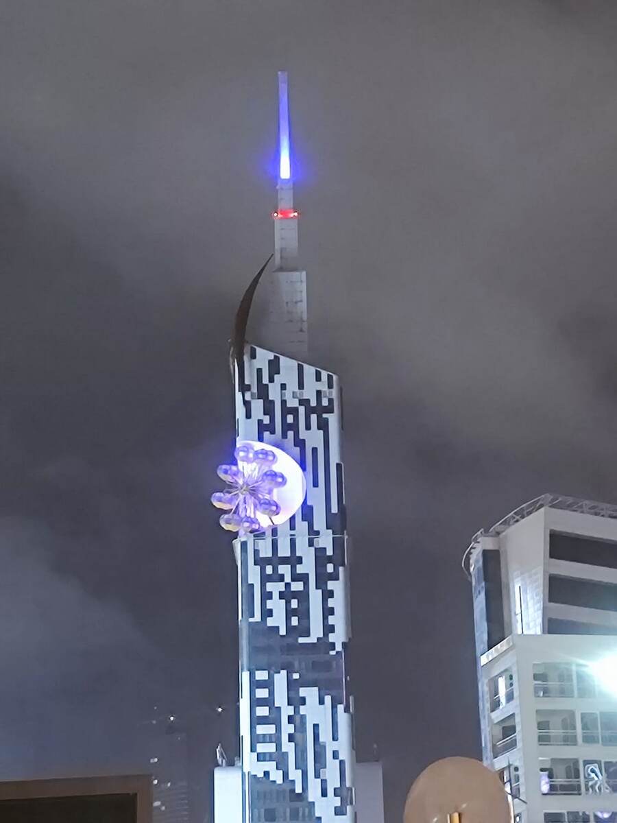 Бишгя с колесом обозрения в Батуми