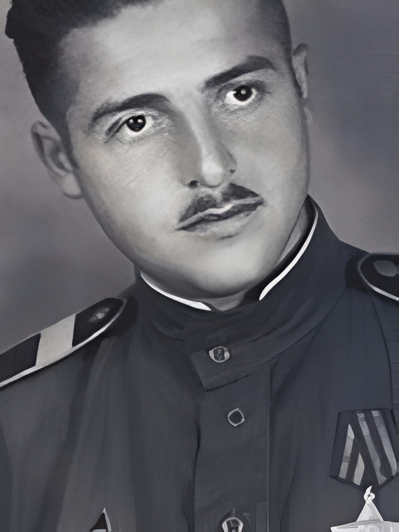 Михаил Исаевич Танич - фото военных лет