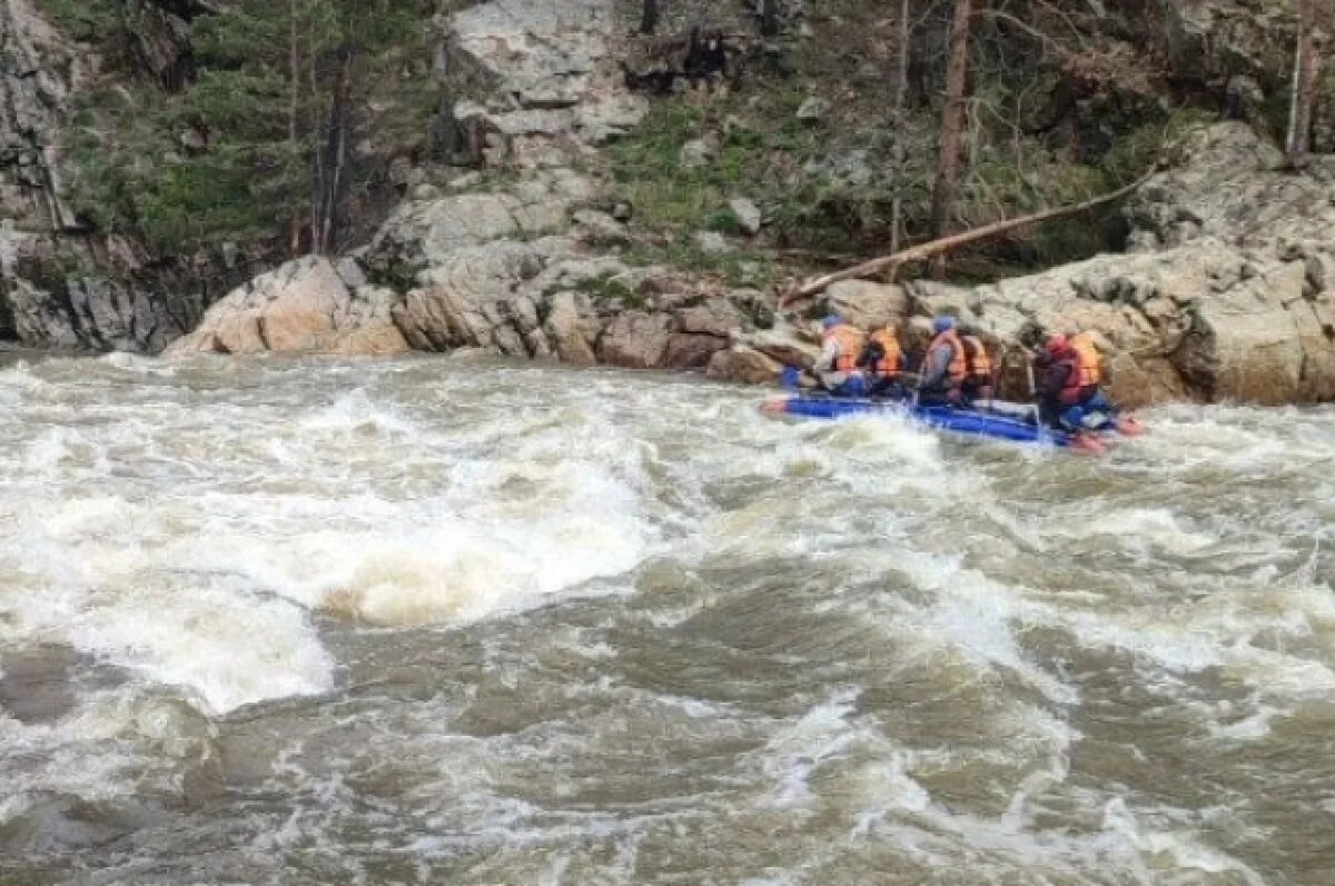    В Башкирии ищут 69-летнего туриста, который упал с катамарана