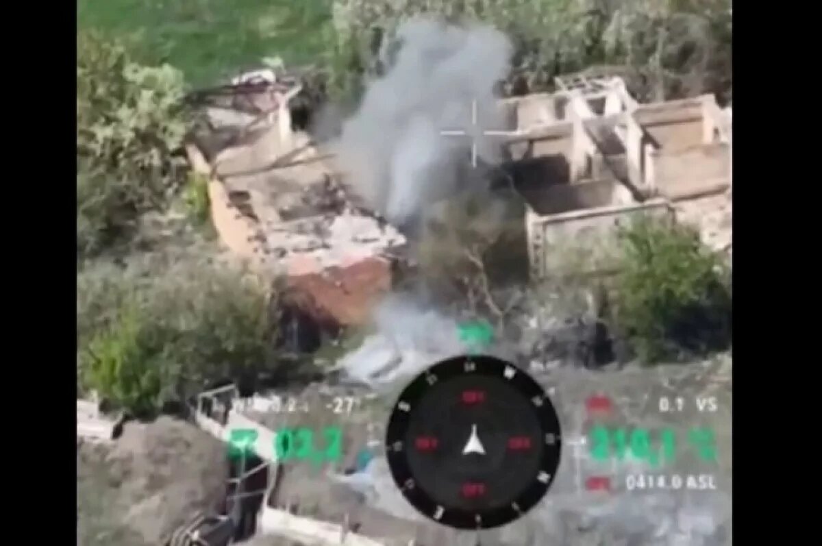    Бойцы СВО из Чечни уничтожили укрытие ВСУ, замаскированное в жилом доме