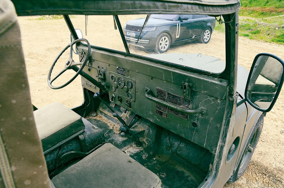 Спартанский салон Willys