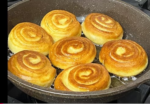 ОДНО ЯЙЦО СТАКАН КЕФИРА ЗА 10 МИНУТ ЦЕЛАЯ ГОРА ВКУСНЯТИНА ГОТОВА БЫСТРЫЙ РЕЦЕПТ ПОДХОДИТ НА ЗАВТРАК