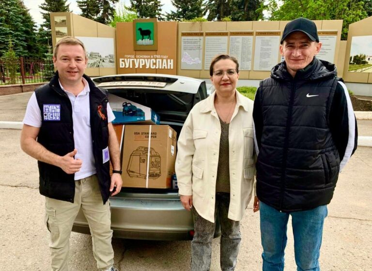    Генератор и бензопилы передали жители Бугуруслана бойцу СВО с позывным «Мордвин» Белов Михаил Александрович