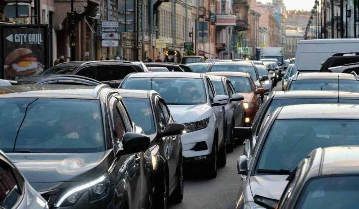     Пробка. Источник: kp.ru Автор фото: Артем Килькин