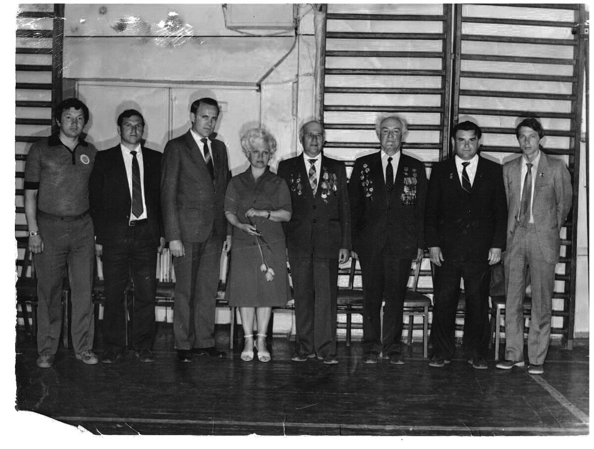 Руководители, участвовавшие в параде открытия первого турнира 
им. П.Н. Степаненко.