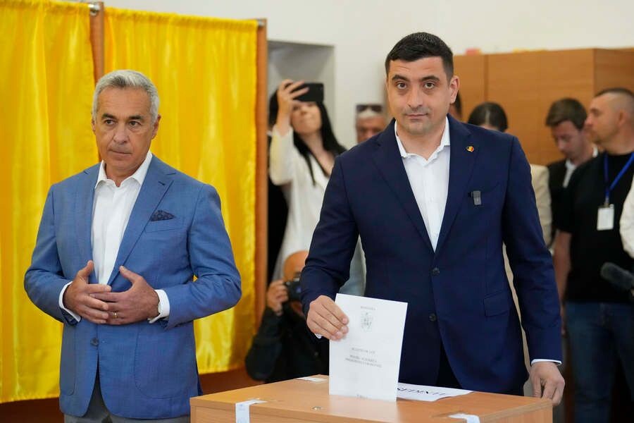    Джордже Симион / Источник: © Vadim Ghirda/AP/TASS